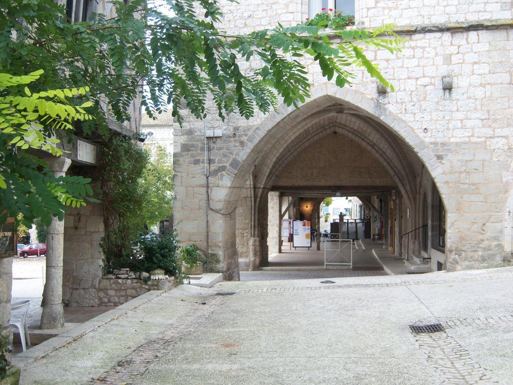 Petit Gite Des Augustins Monflanquin Ngoại thất bức ảnh